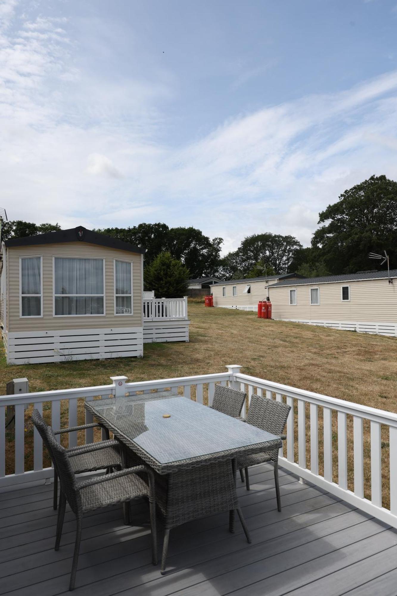 Mercury Yacht Harbour And Holiday Park Bursledon Экстерьер фото