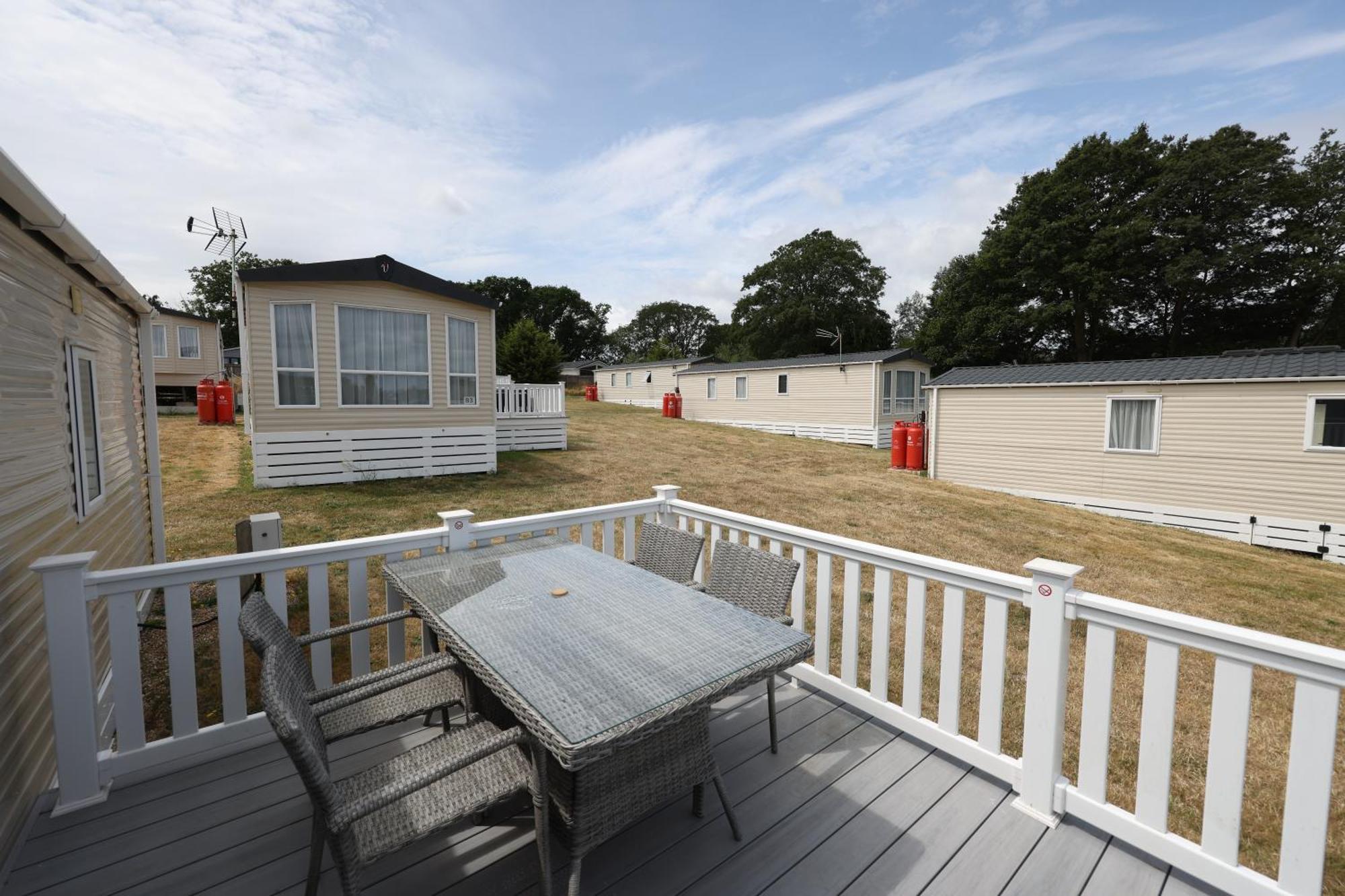 Mercury Yacht Harbour And Holiday Park Bursledon Экстерьер фото